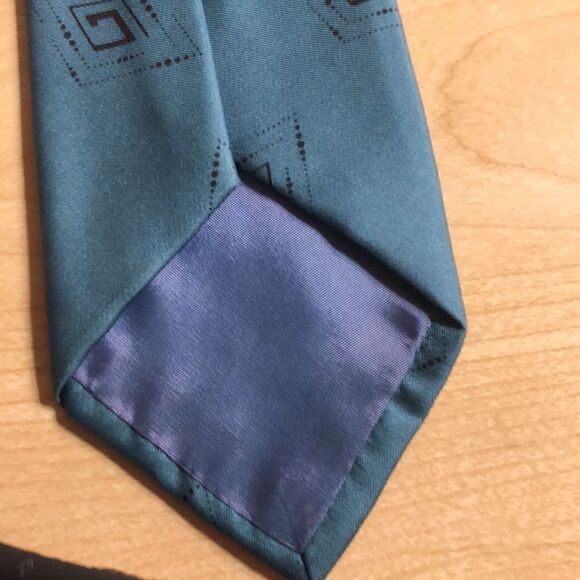 Used teal men’s silk Armani tie. - Picture 5 of 7